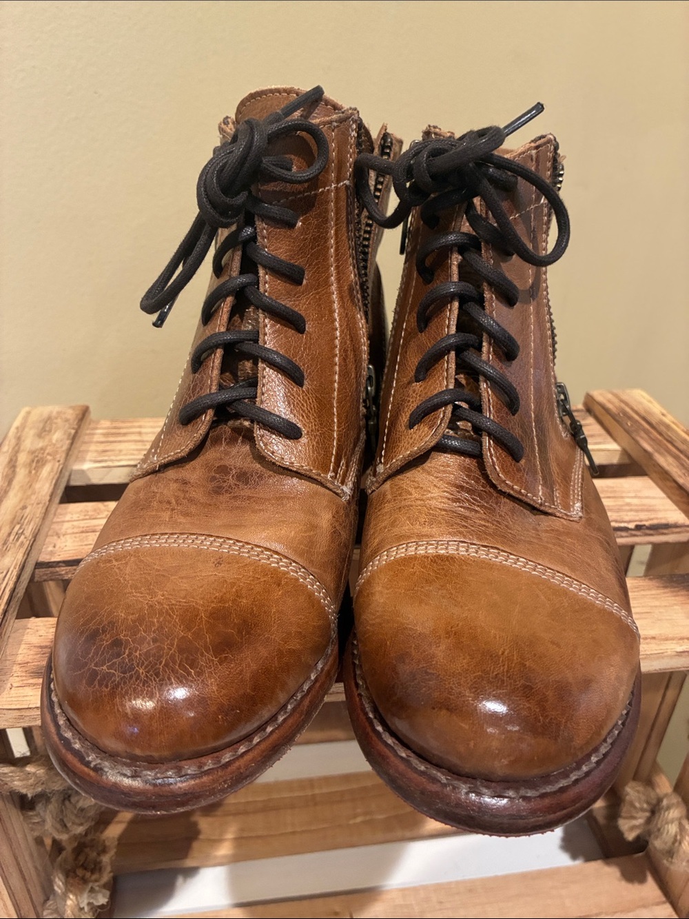 Bed Stu Bonnie II Brown Leather Lace-Up Boots